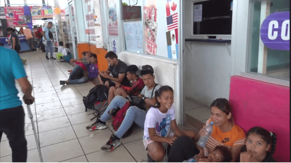 LA RUTA DE LOS VOLCANES, LA DESINFORMACIÓN DEL MIGRANTE Y LA AYUDA DEL EXILIO