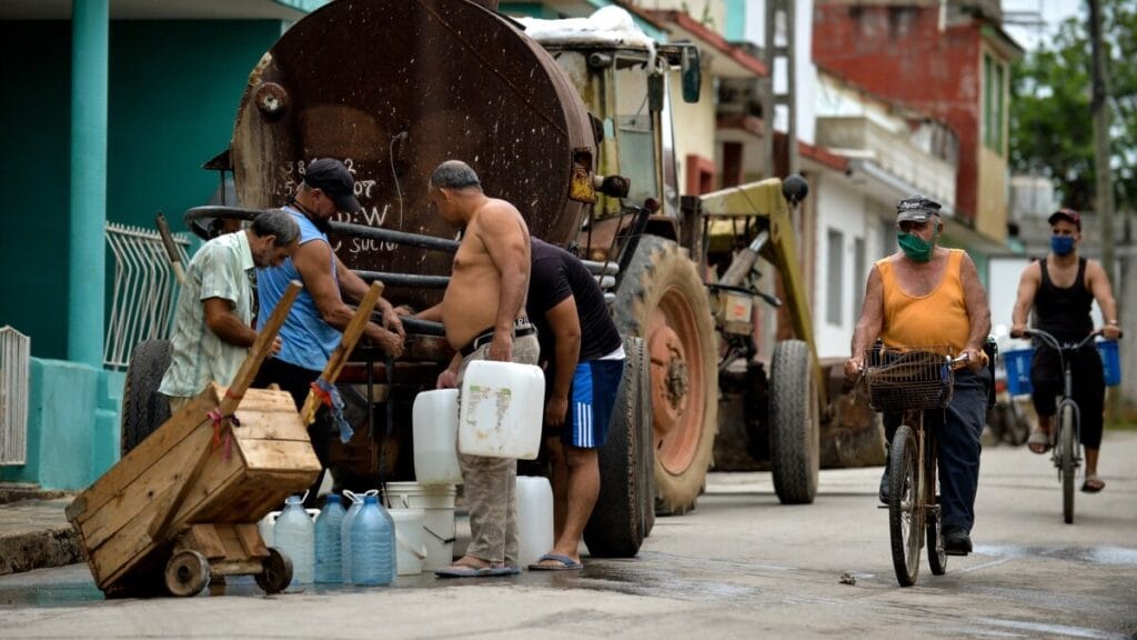 BAYAMO NO TIENE AGUA
