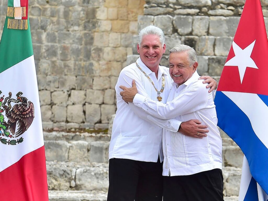 ESA MANÍA DE MIRAR AFUERA 2 ESA MANÍA DE MIRAR AFUERA