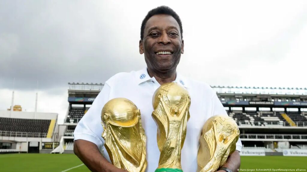 PELÉ: POR SIEMPRE O'REI