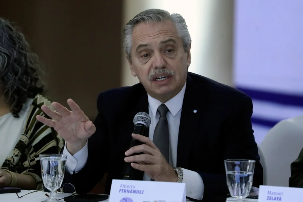 DIPUTADOS ARGENTINOS IMPULSAN LEY PARA QUITARLE LA JUBILACIÓN Y LA CUSTODIA A ALBERTO FERNÁNDEZ