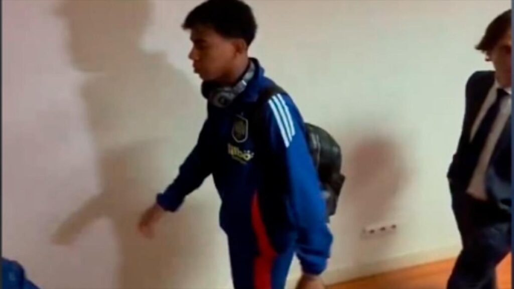 LAMINE YAMAL SOLO TIENE UNA SOBRECARGA PERO PUEDE NO JUGAR ANTE EL SEVILLA