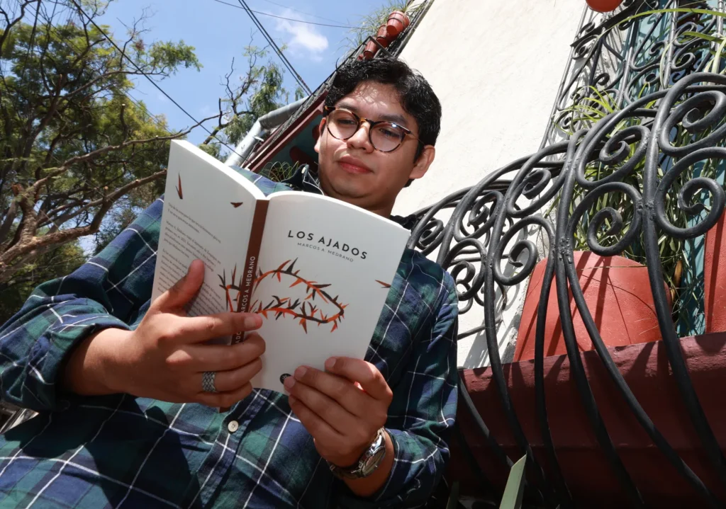 'LOS AJADOS', DEL MEXICANO MARCOS MEDRANO: UN CANTO A LOS EXCLUIDOS DE LA SOCIEDAD