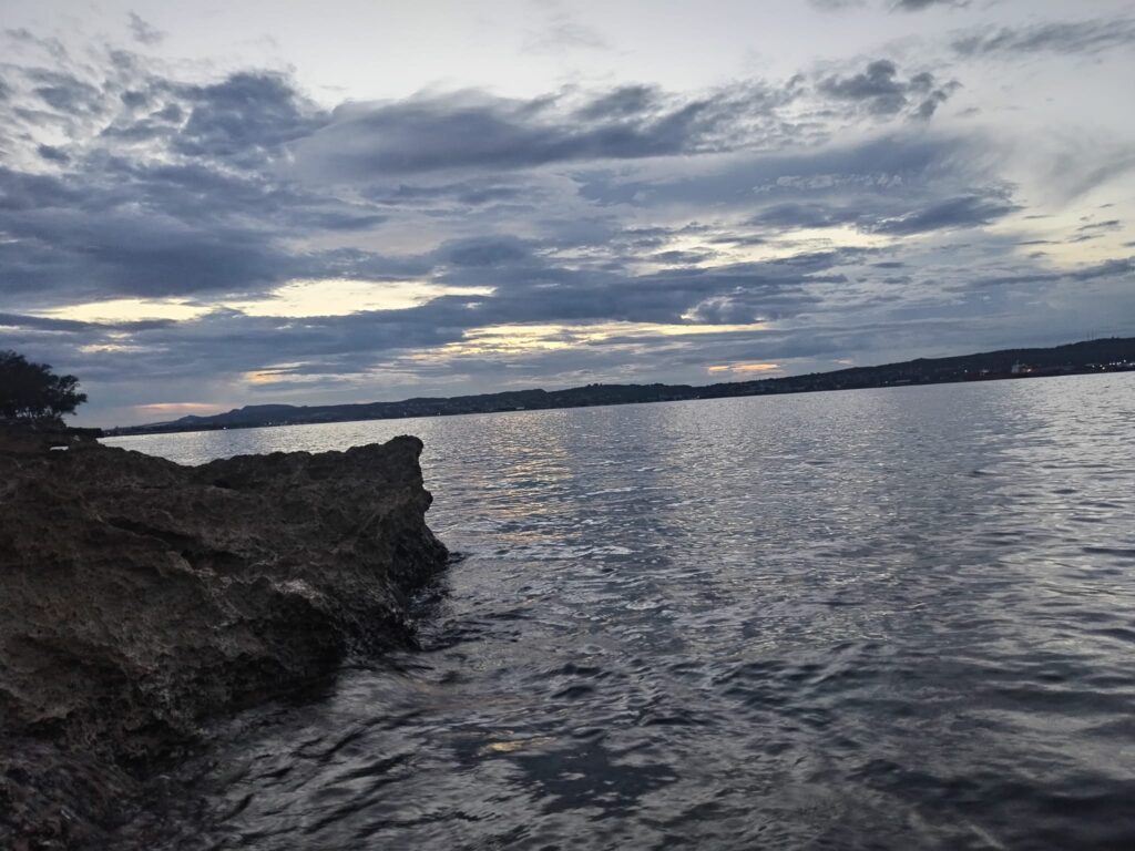 MIENTRAS MEREZCO 4 MIENTRAS MEREZCO