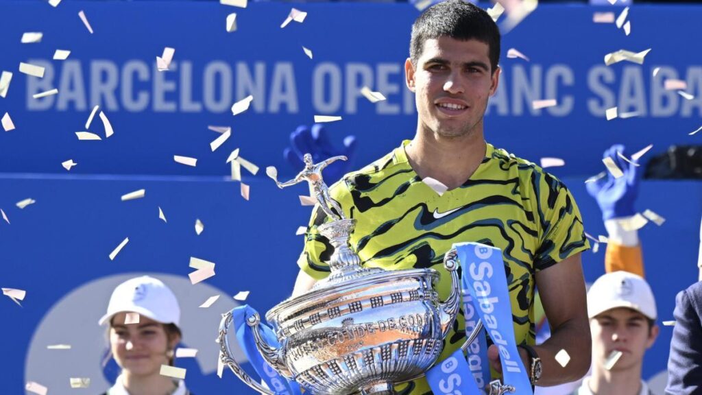 CARLOS ALCARÁS BUSCARÁ SU TERCER TÍTULO EN EL CONDE DE GODÓ EN 2025 8 CARLOS ALCARÁS BUSCARÁ SU TERCER TÍTULO EN EL CONDE DE GODÓ EN 2025