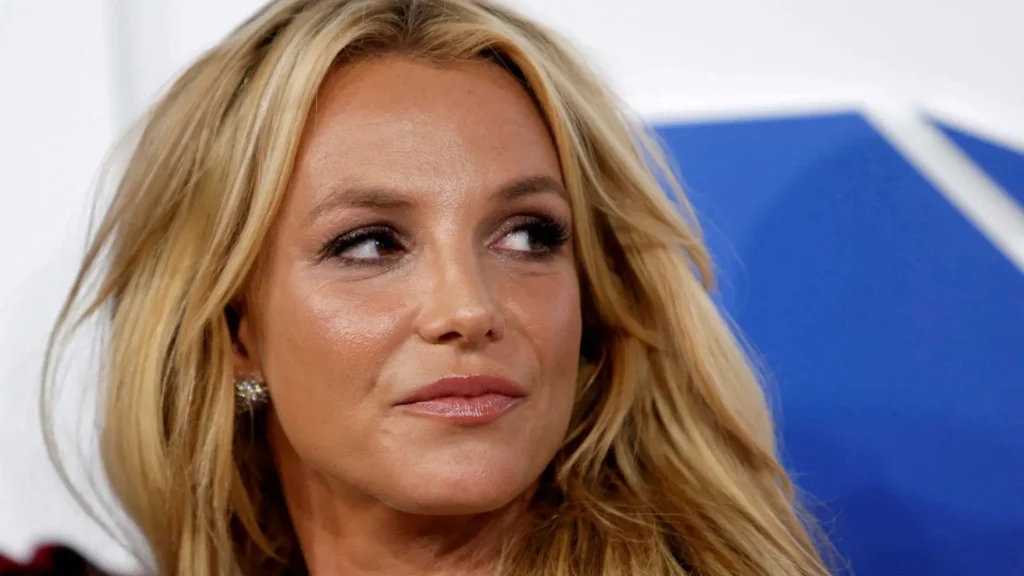 BRITNEY SPEARS VIO A SU HIJO LUEGO DE DOS AÑOS