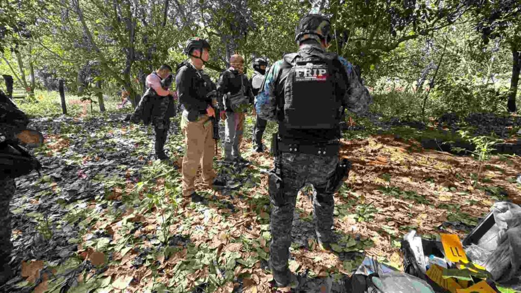 HALLAN AL MENOS 15 CADÁVERES EN FOSAS CLANDESTINAS EN EL SUR DE MÉXICO