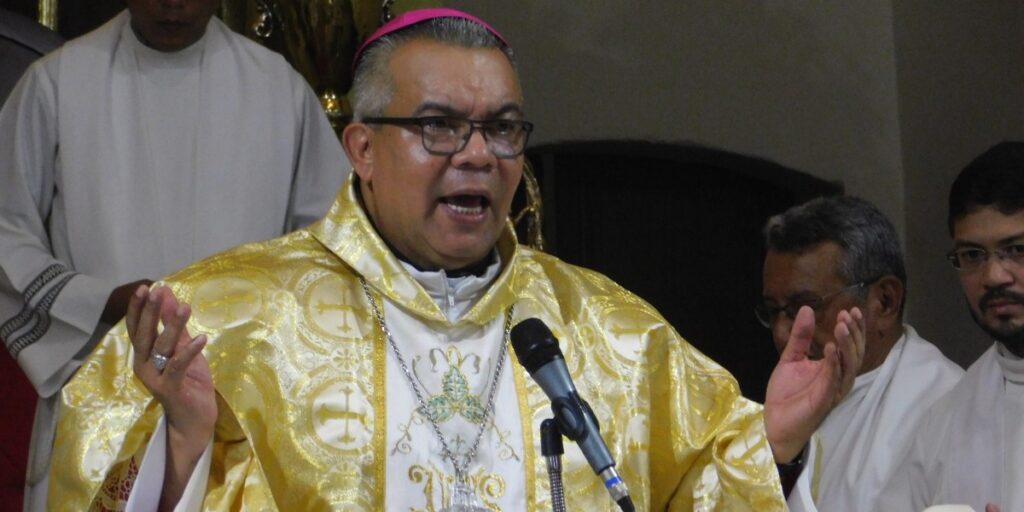 GOBIERNO DE ORTEGA DESTERRÓ A NUEVE NICARAGÜENSES EN NOVIEMBRE DE 2024, INCLUIDO UN OBISPO