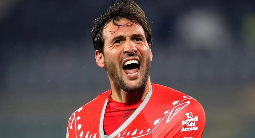 SANCIONAN A 10 PARTIDOS AL ARGENTINO MUDO VÁZQUEZ POR INSULTOS RACISTAS 4 SANCIONAN A 10 PARTIDOS AL ARGENTINO MUDO VÁZQUEZ POR INSULTOS RACISTAS