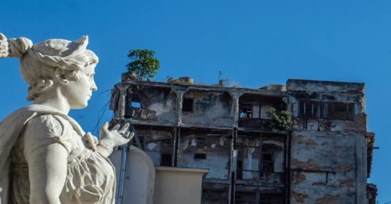 En la foto, una imagen de la Cuba depauperada actual