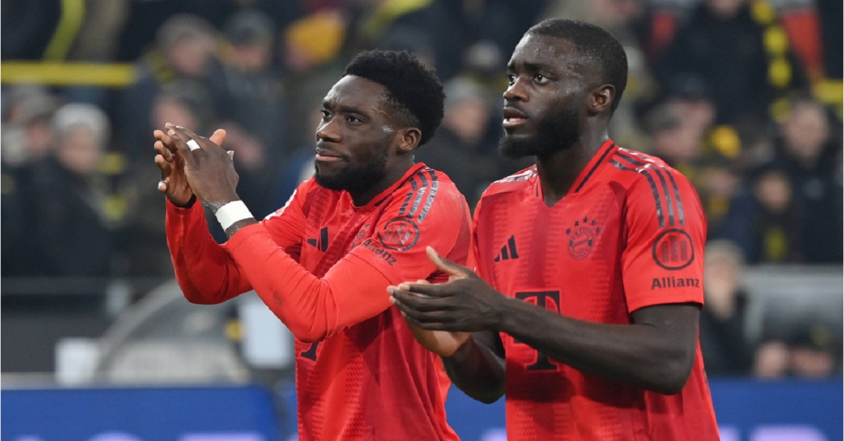 En la foto los futbolistas del Bayern Múnich Alphonso Davies y Dayot Upamecano