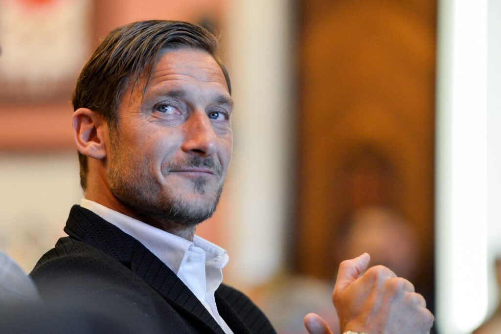 TOTTI: "LA ROMA NECESITA A ANCELOTTI. LAMINE YAMAL ES MUY BUENO PERO MARCA POCO"