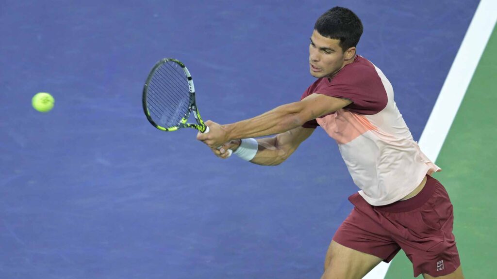 ALCARAZ VENCE A SHAPOPALOV Y ESTÁ EN OCTAVOS DE INDIAN WELLS