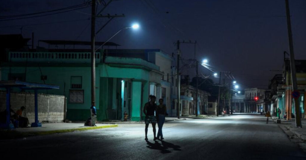 LA HABANA VUELVE A TENER CORRIENTE
