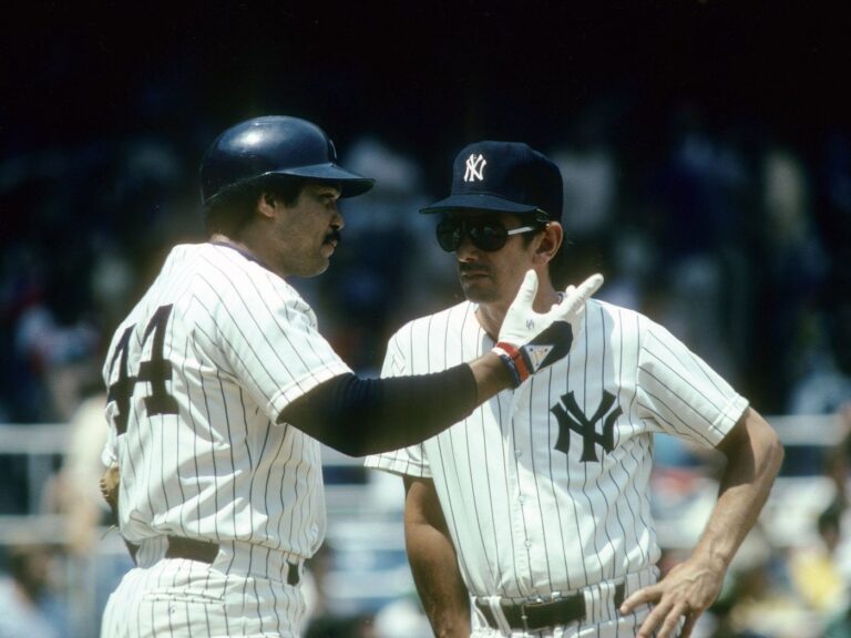 En la foto se ven Reggie Jackson y Billy Martin