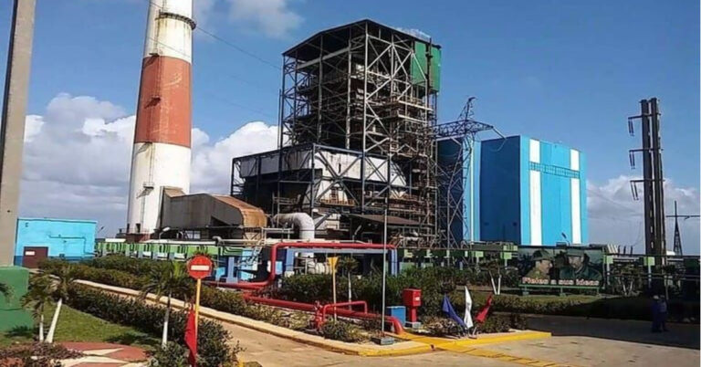 En la imagen se ve una termoeléctrica cubana