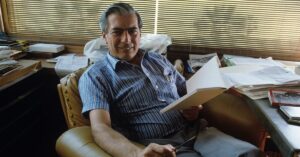 En al foto, el escritor peruano Mario Vargas Llosa