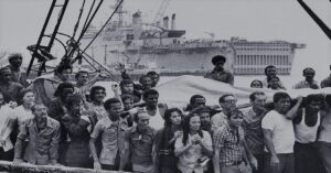 En la foto, cubanos que salieron por El Mariel