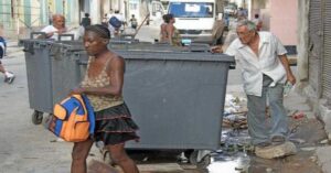 En la foto, mendigos en La Habana, Cuba