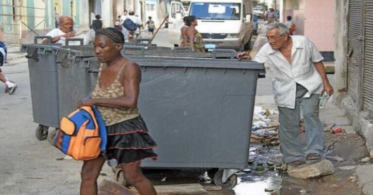 En la foto, mendigos en La Habana, Cuba