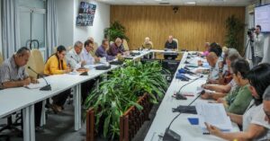 En al foto, Manuel Marrero reunido con los gobernadores de las provincias cubanas