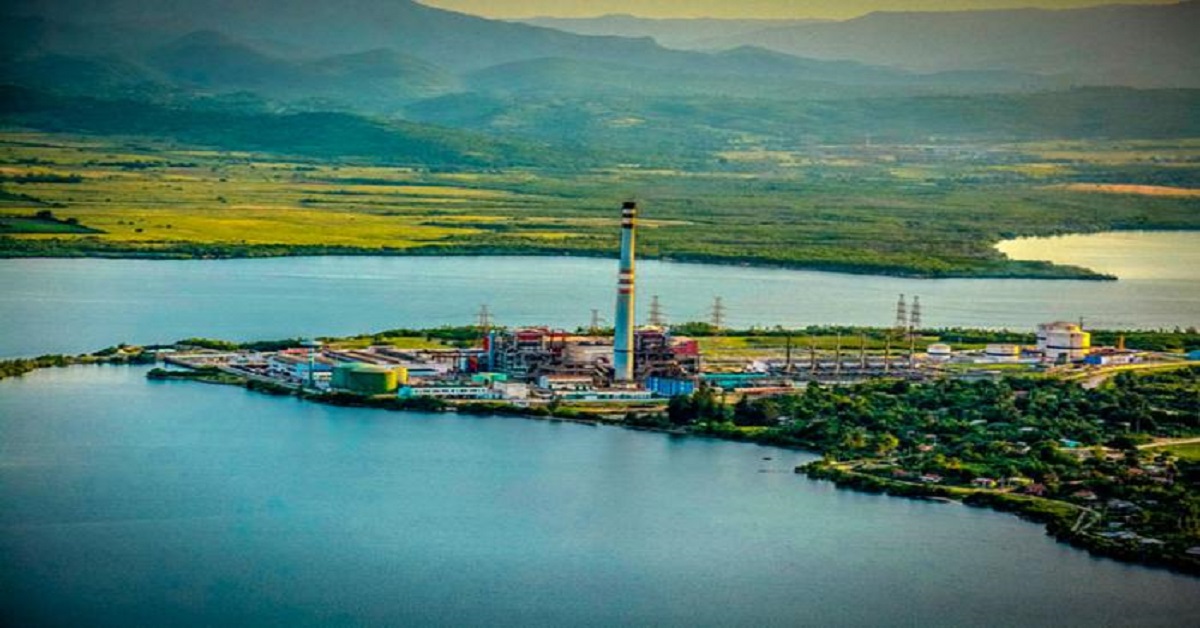 En la foto, la termoeléctrica de Felton, en la provincia de Holguín