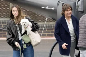En la foto, Ana de Armas y Tom Cruise