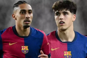 En la foto, los jugadores del Barcelona Raphinha y Cubarsí