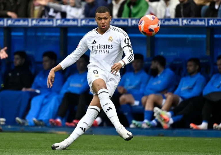 En la foto, el delantero del Real Madrid Kylian Mbappé