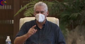 En la foto, Miguel Díaz-Canel, el día que llamó a los cubanos a enfrentarse entre ellos mismos