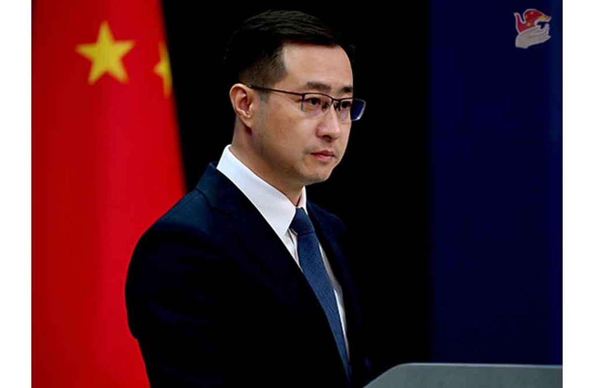 En la foto, el vocero de la Cancillería china, Lin Jian