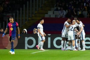 En la foto,el Inter de Milán celebra un gol ante el Barcelona