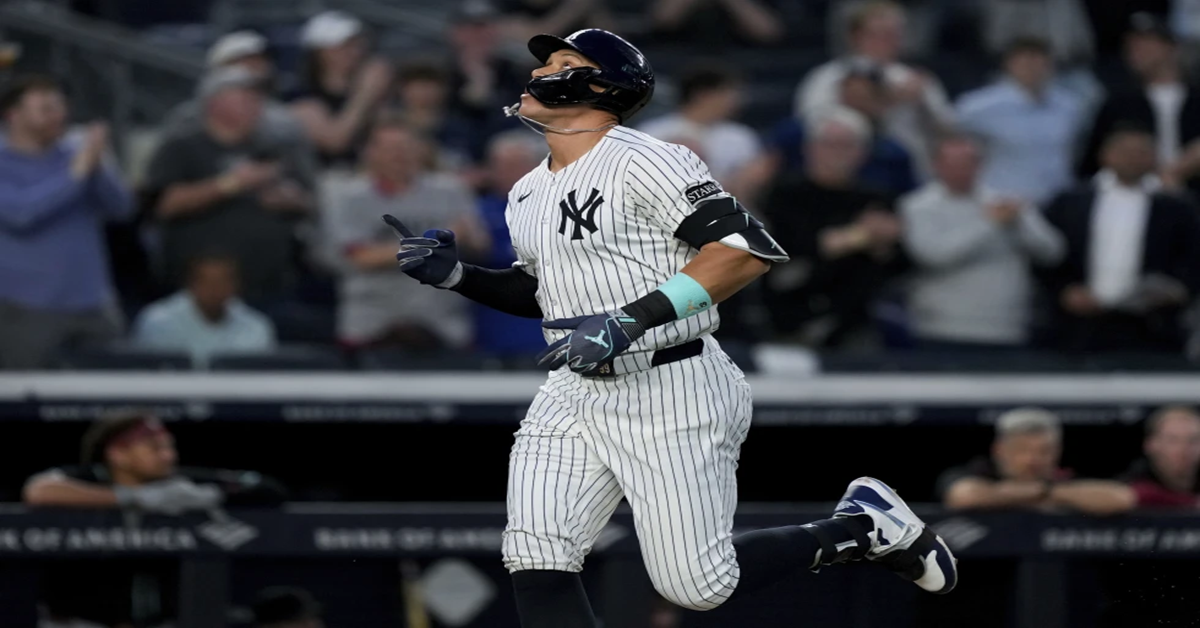 En la foto, Aaron Judge recorriendo las bases tras jonrón