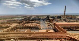 En la foto, la fábrica de Niquel Che Guevara, de Moa