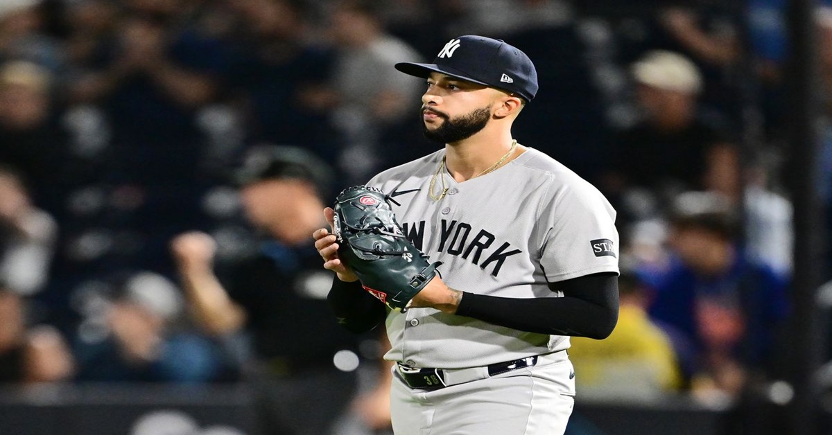 En la foto, el cerrador de Yankees, Devin Williams