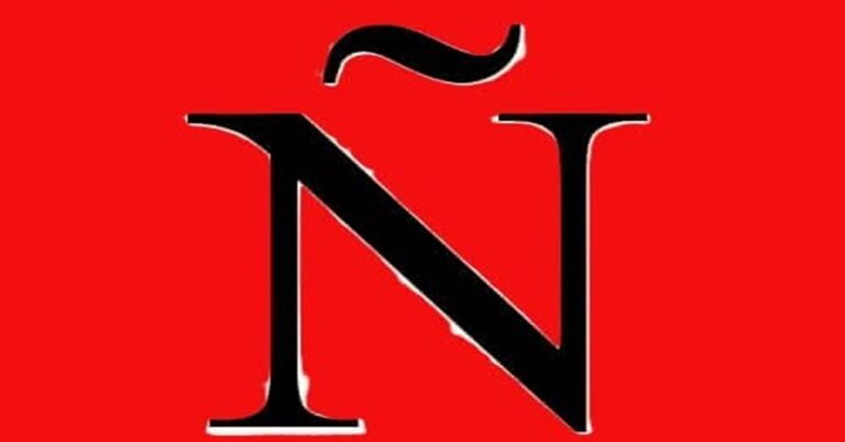 En la foto, una letra Ñ