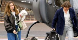 En la foto, Ana de Armas y Tom Cruise