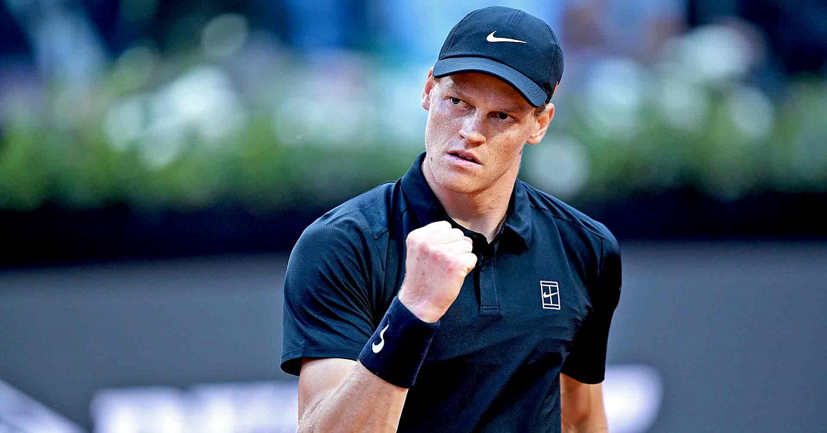 En la foto, el tenista italiano Jannik Siiner tras pasar a octavos en Roma