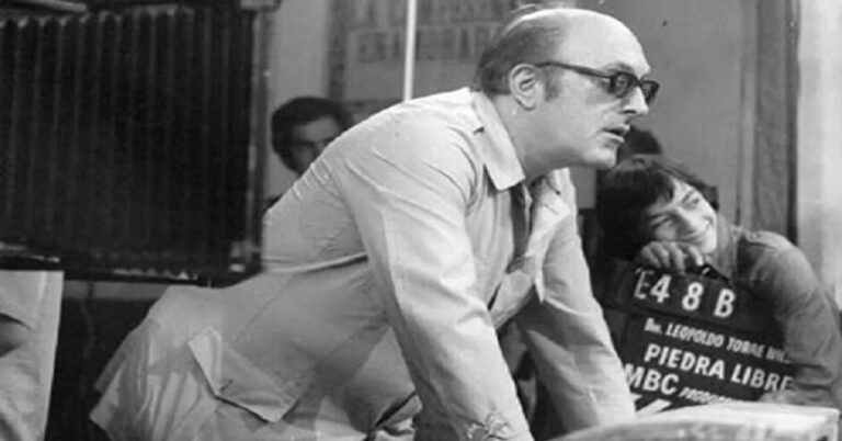 En la foto, el director Argentino Leopolfo Torre Nilsson