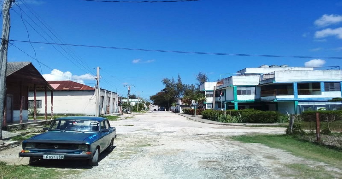 En la foto, una calle de Contramaestre