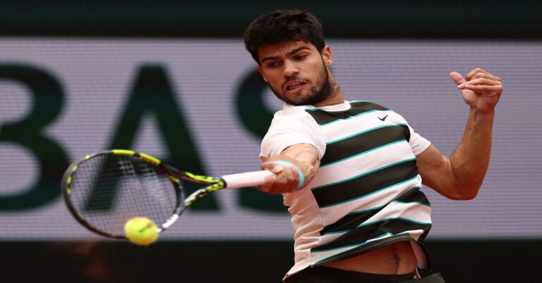 En la foto, el tenista español Carlos Alcaraz en Roland Garros