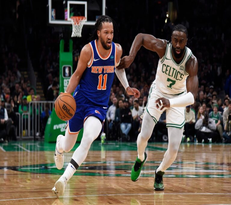 En la foto, Jalen brunson en un momento del partido entre Boston Celtics y New York Knicks