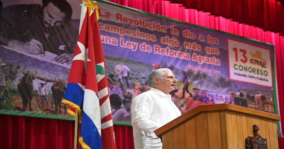 En la foto, Díaz-Canel en la clausura del Congreso de la ANAP