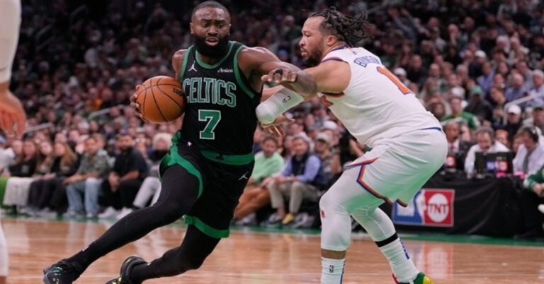 En la foto, momento del partido entre los Celtics y los Knicks