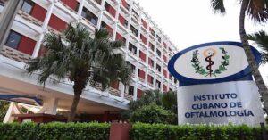 En la foto, El Instituto Cubano de oftalmología (Hospital La Ceguera)