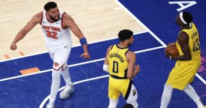 En la foto, momento del partido entre Knicks y Pacers