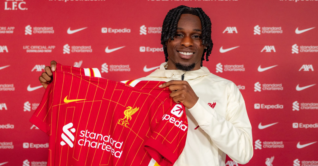 En la foto, Jeremie Frimpong, el nuevo lateral derecho del Liverpool