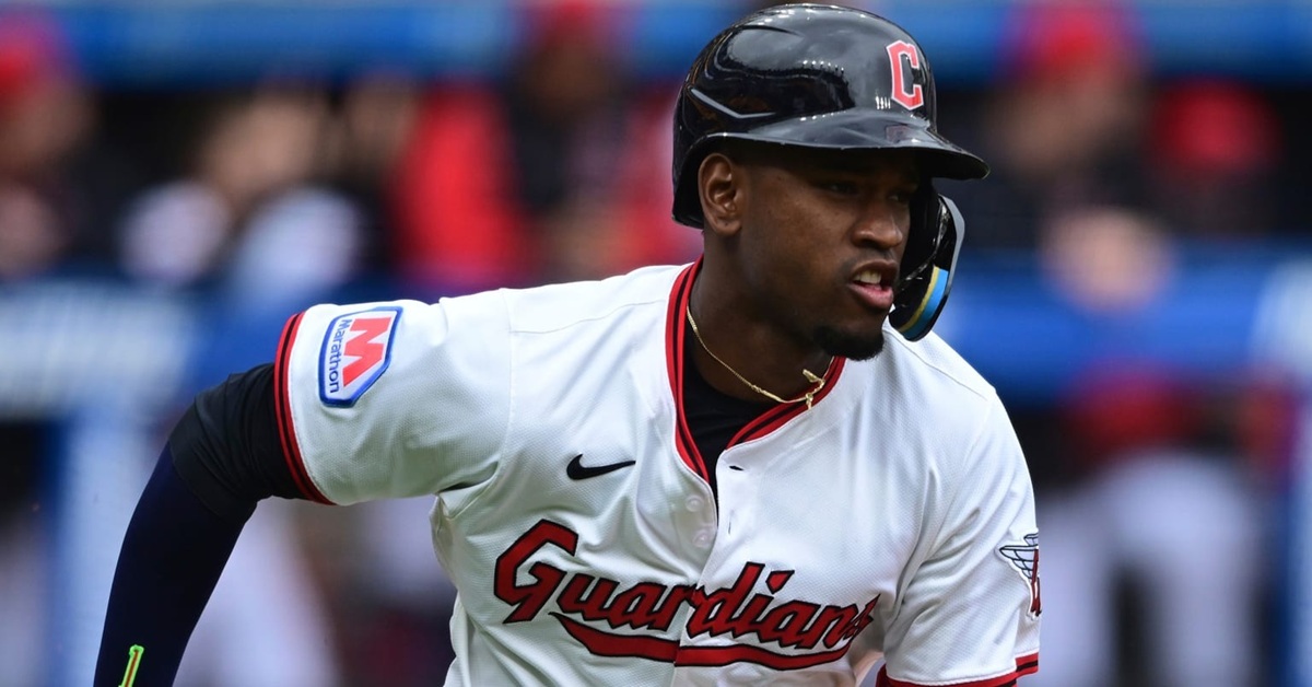 En la foto, el jugador de los Guardians de Cleveland Ángel Martínez