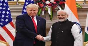 En la foto, el presidente de EEUU; Donald Trump, y el primer ministro indio Narendra Modi