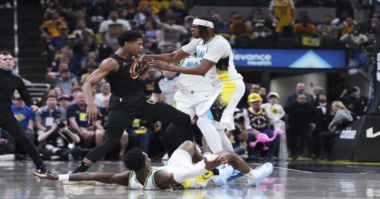 En la foto, momento del partido entre los Pacers y los Cavaliers